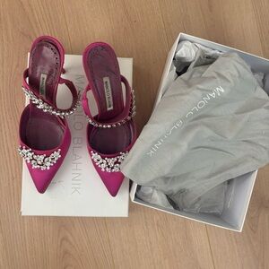 Manolo Blahnik Lurum 90 mm embellished satin mules